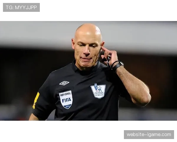 前裁判韦伯谈VAR：引入“预期红牌动作（xRC）”数据分析，或许能提升判罚一致性